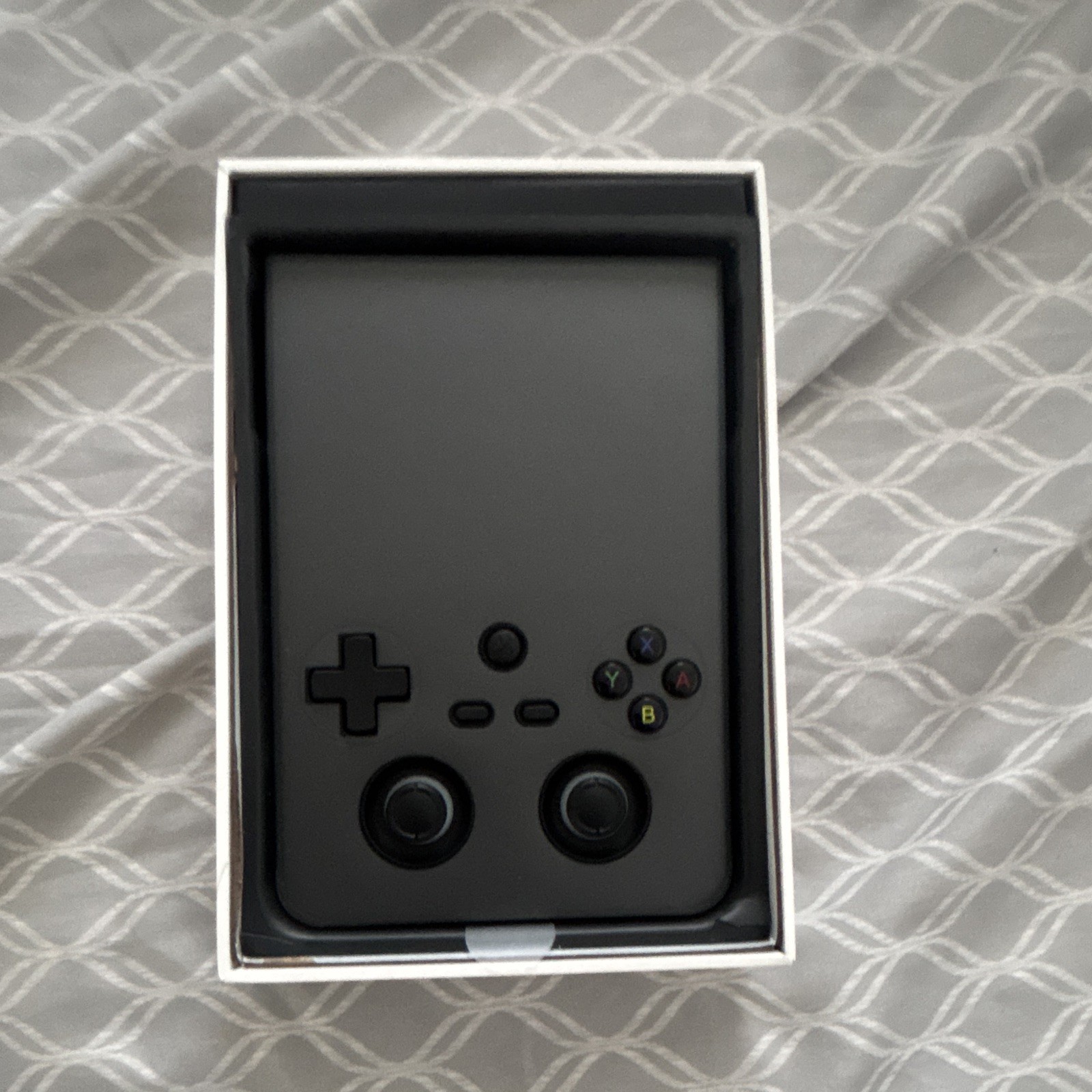 Anbernic RG 477V Android Handheld System 12GB RAM 256 GB Black w/ Case & Box