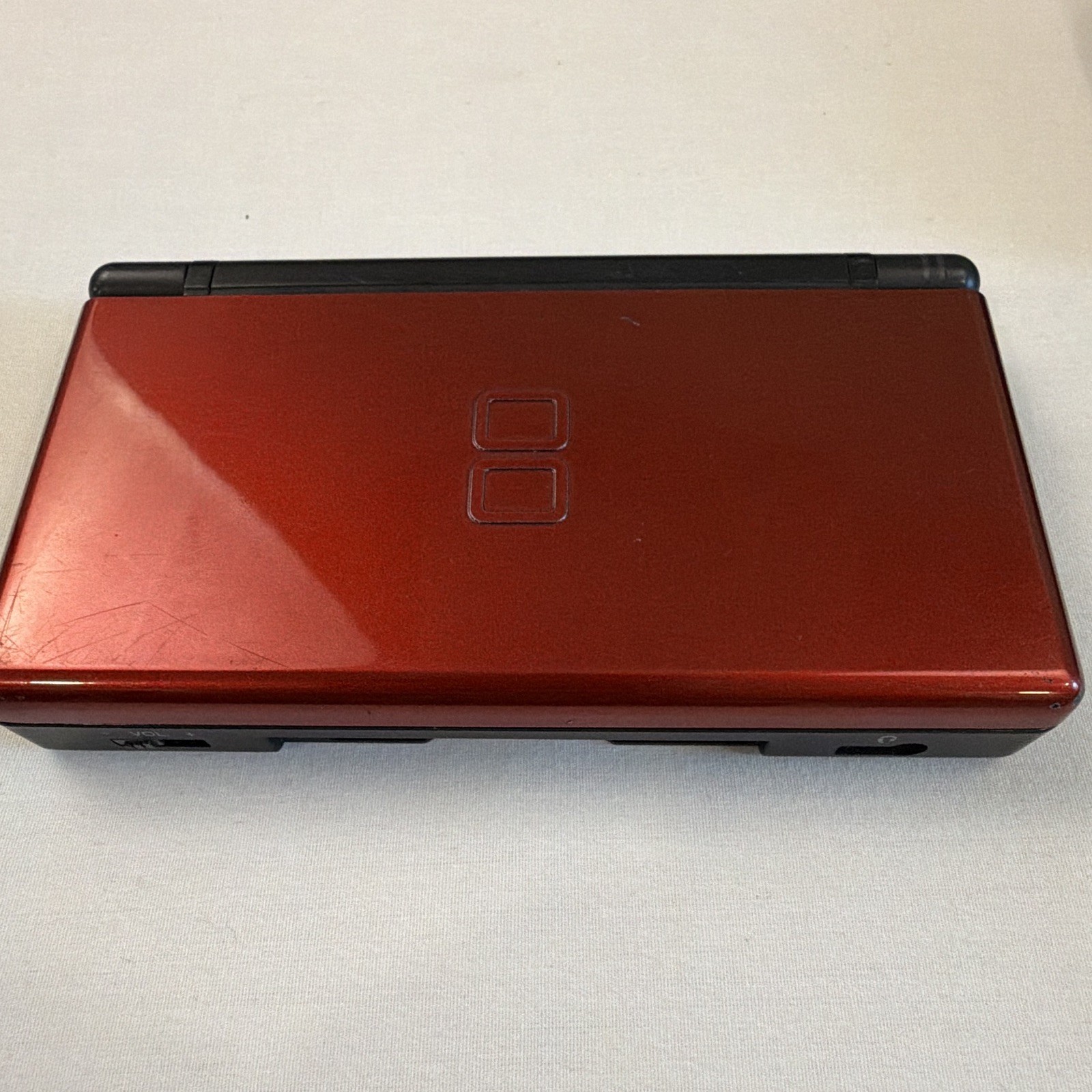Nintendo DS Lite Red/Black Touchscreen NTSC-U/C w/ Charger Case New Super Mario