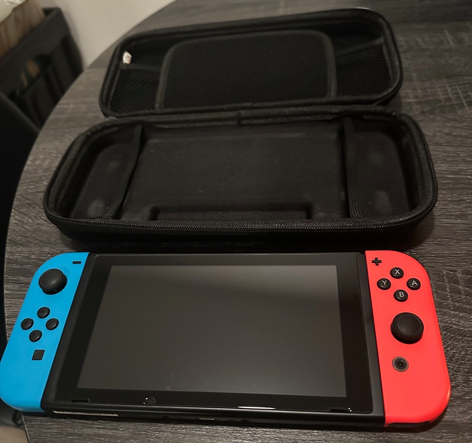 Nintendo Switch US w/ Blue & Red Joy-Con + Mario Kart + Games + Pro Controller