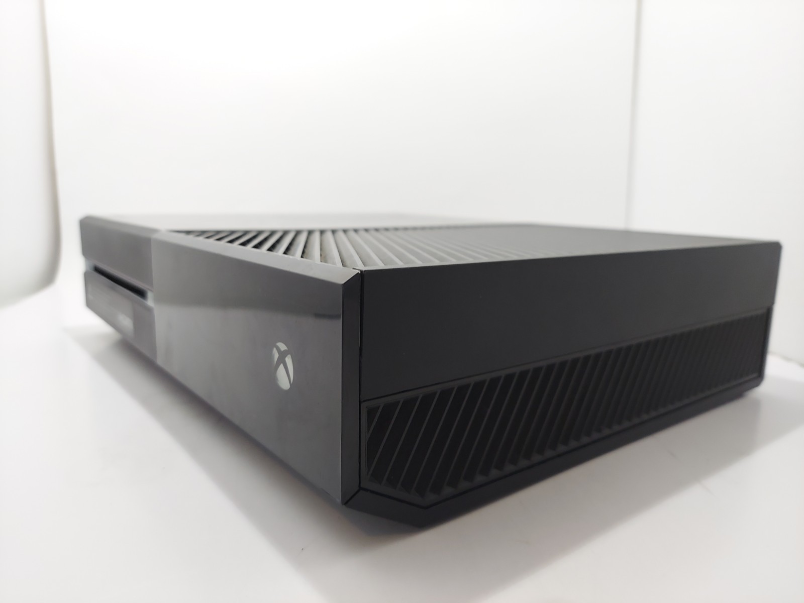 Xbox One 500GB Console Bundle – Controller + Game – Power & HDMI Cord – Tested