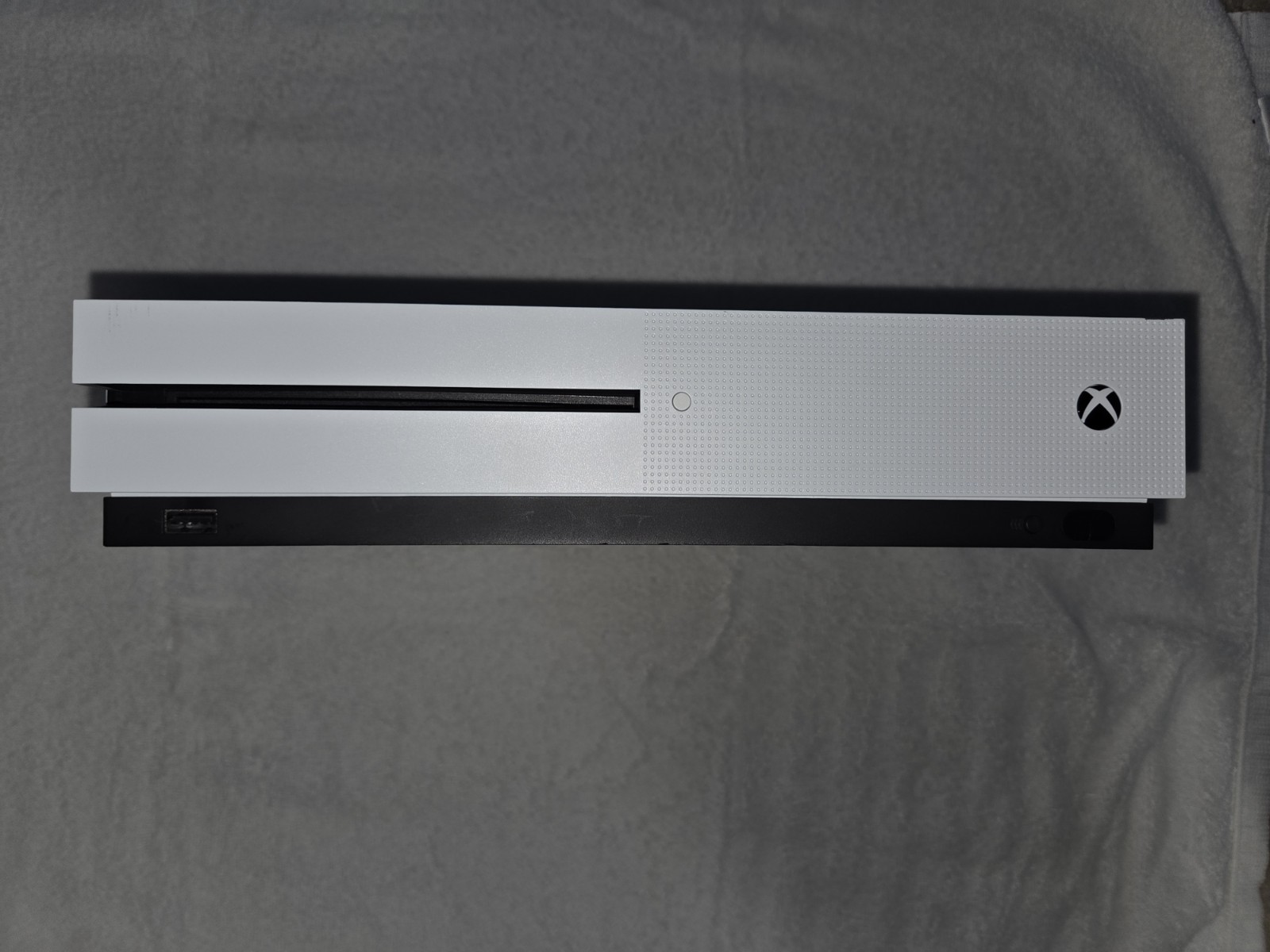 Microsoft Xbox 500GB Game Console With Controller And Li-Ion Batteries