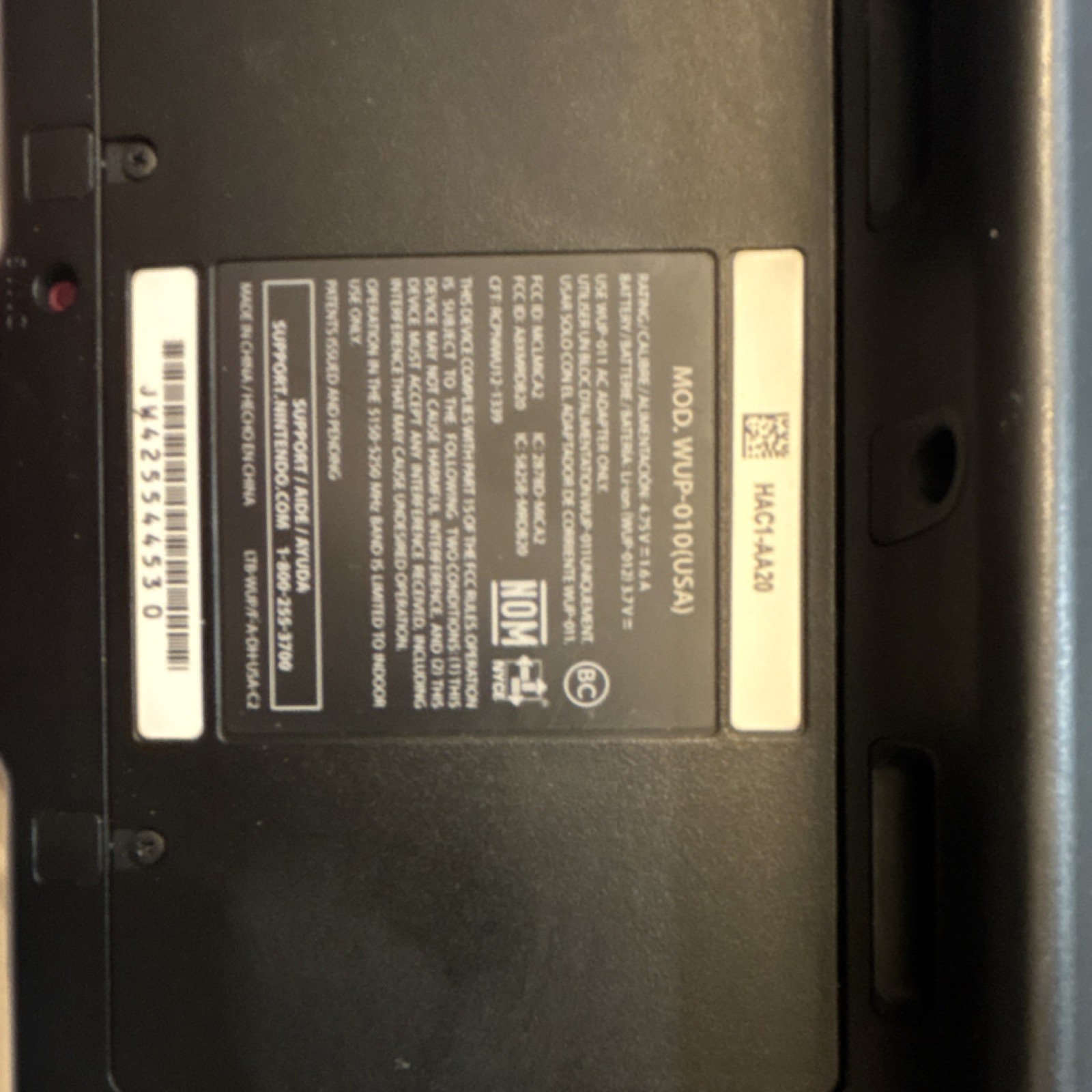 Nintendo Wii U WUP-101(02) Black 32GB Console with GamePad & Remotes