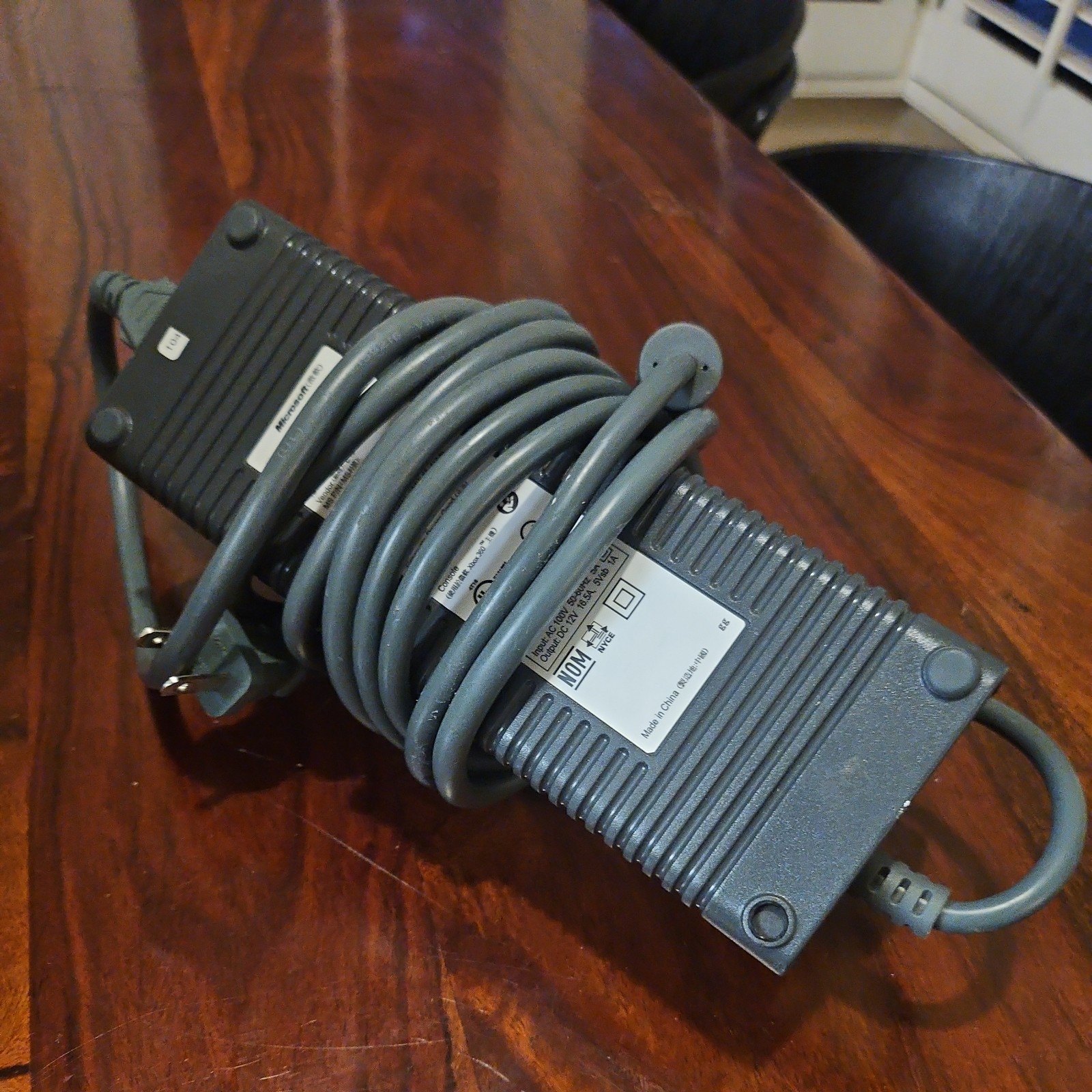 Microsoft Xbox 360 2009 Jasper Power Supply included Disk Tray Stuck- 120gb