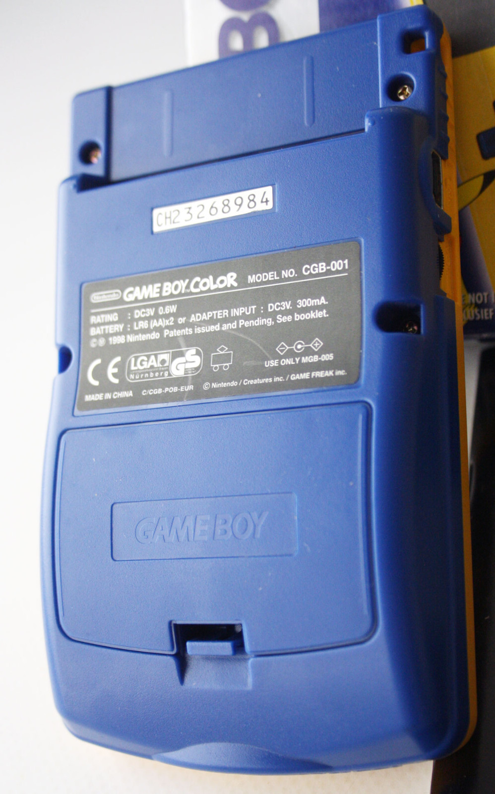 2001 NINTENDO GAME BOY COLOR POKEMON SPECIAL EDITION CONSOLE OLD STORE FIND !