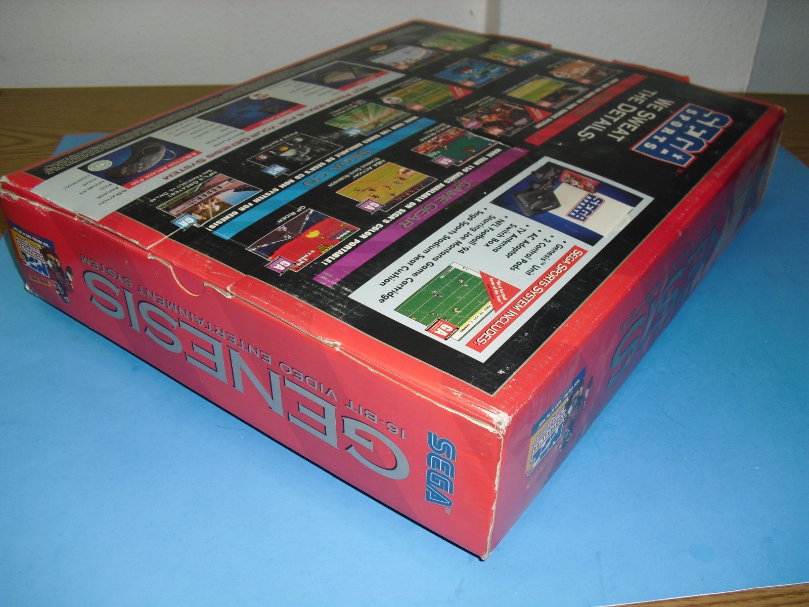 Sega Genesis Sports system complete in box w/ Stadium Cushion & NFL Football 94