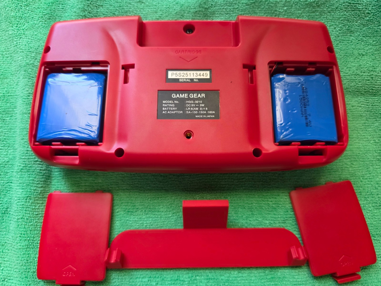 Sega Game Gear w/ New Larger LCD Screen, USB-C Rechargeable, Red Shell