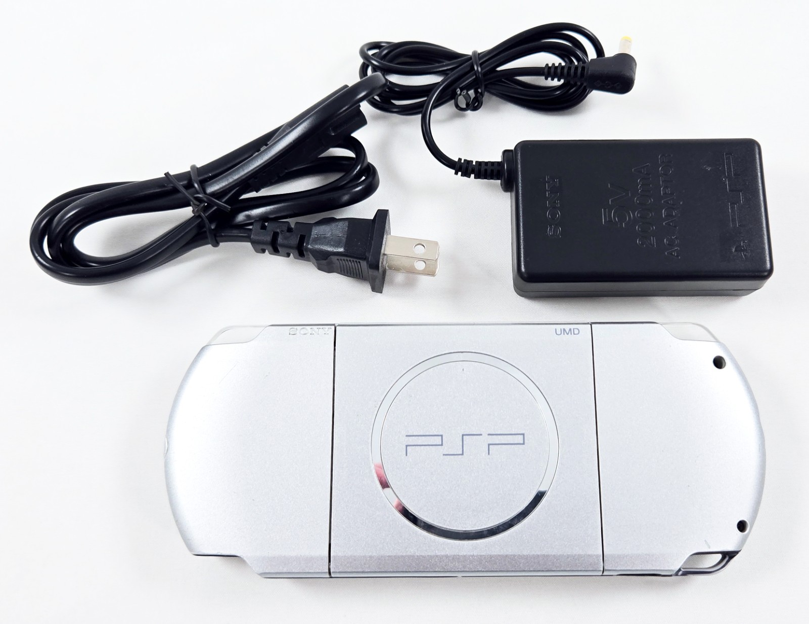 PSP 3000 MYSTIC SILVER CONSOLE Authentic Sony Japan Region Free Tested