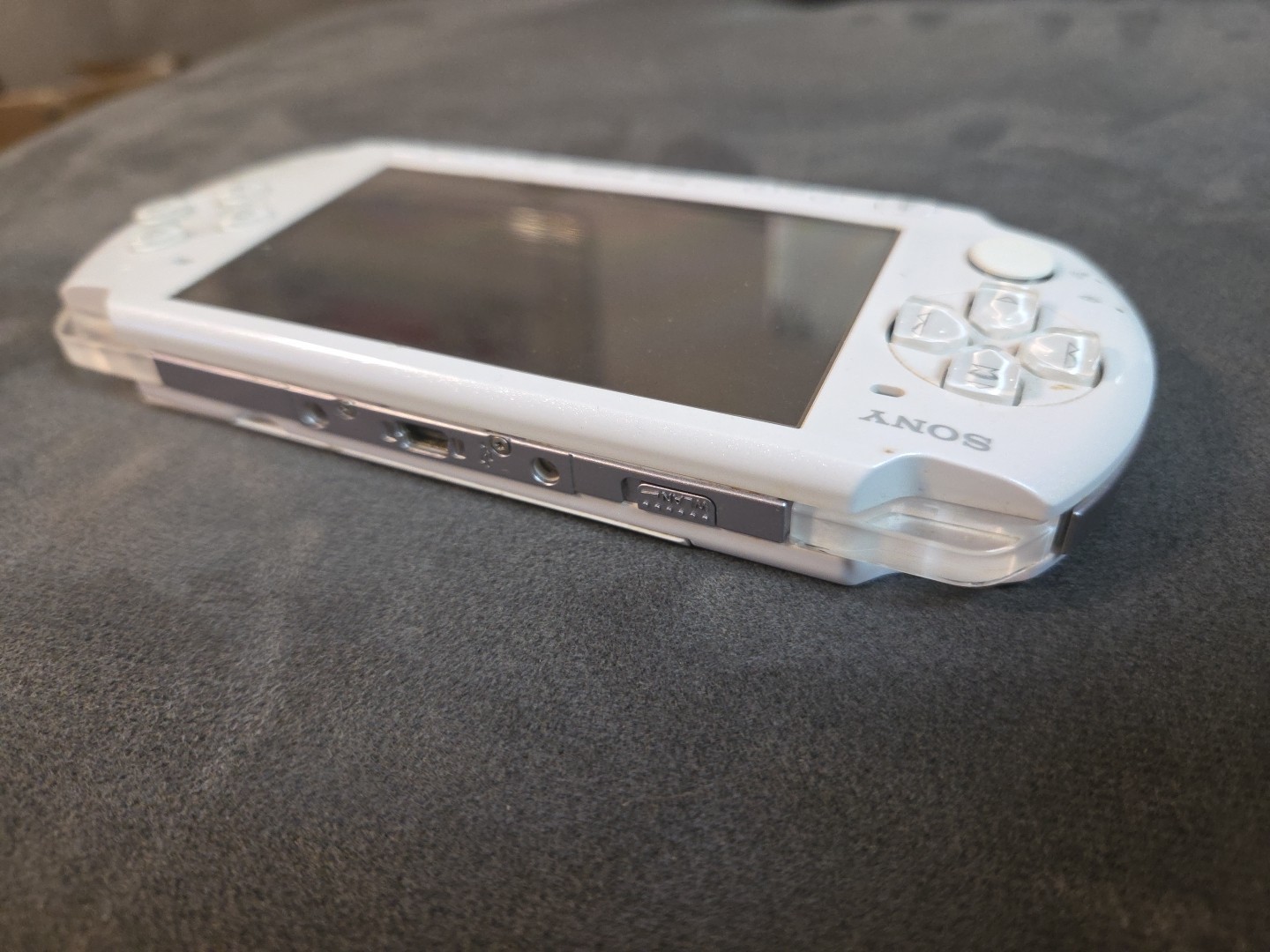Sony PSP 3001 Handheld Console Bundle Pearl White – Tested & Working *Read DESC»