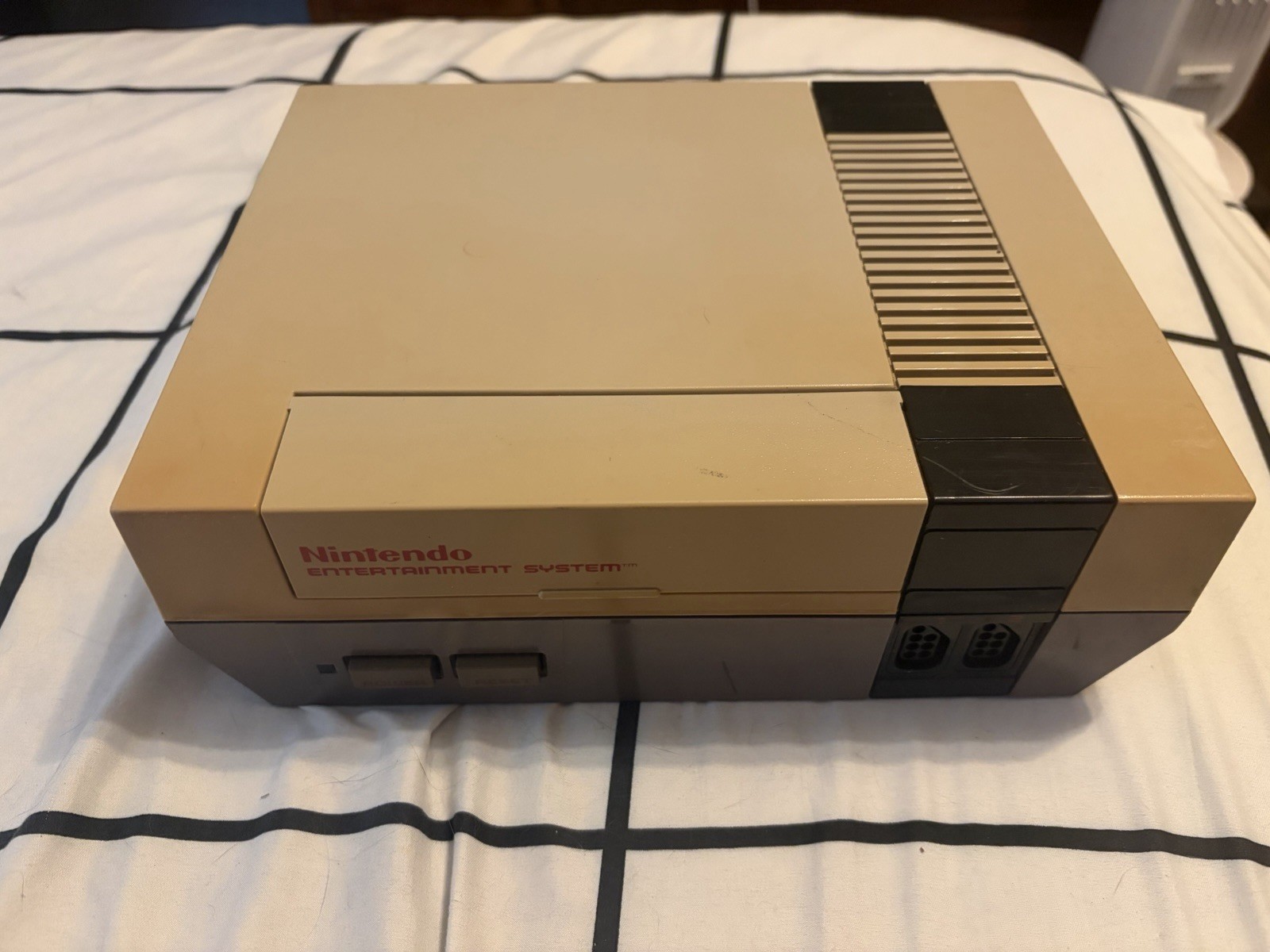 Nintendo Entertainment System NES-001 Home Console, Gray, (AS-IS/ NOT TESTED)