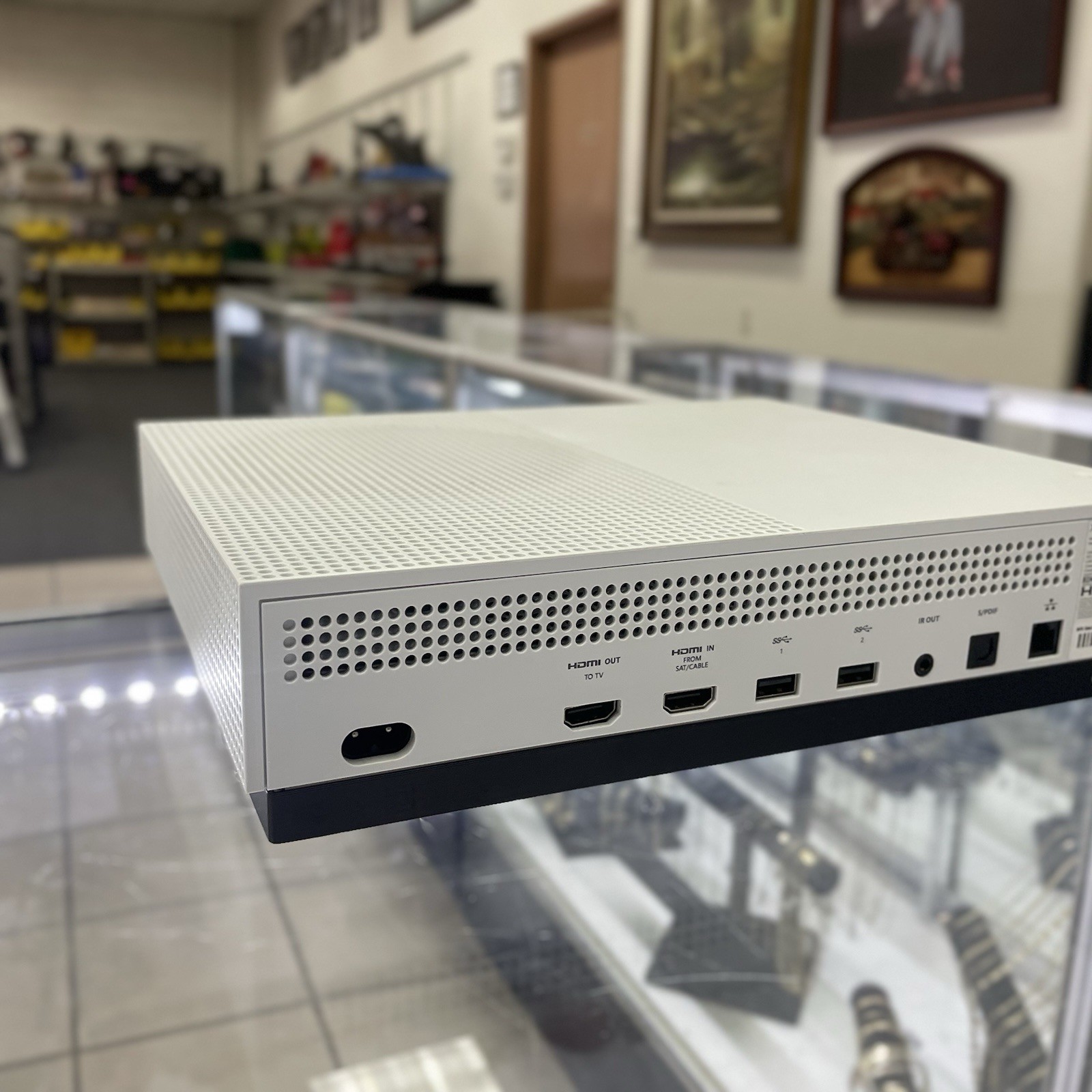 Microsoft Xbox One S All Digital Edition 1TB – White – Console Only Faulty HDMI