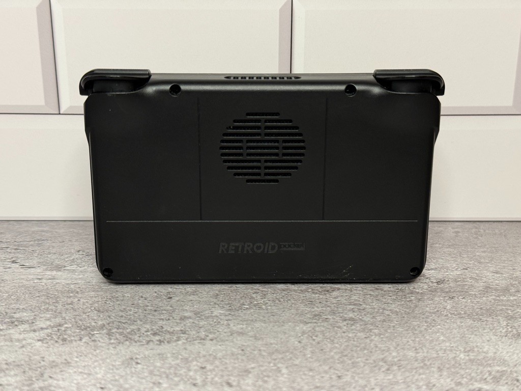 Retroid Pocket Flip 2 SD865 128GB US – Retro Gaming Android Black Handheld