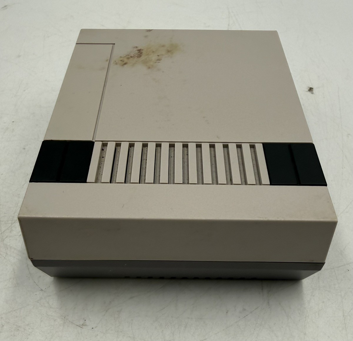 NINTENDO NES CLASSIC EDITION CONSOLE W/ CONTROLLER (CP2018451)