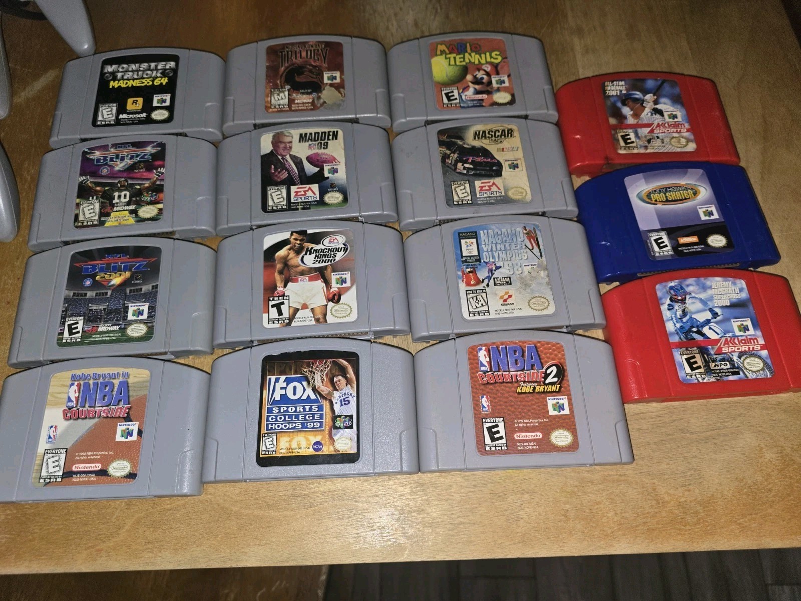 Nintendo 64 Bundle with 15 games and 3 controllers