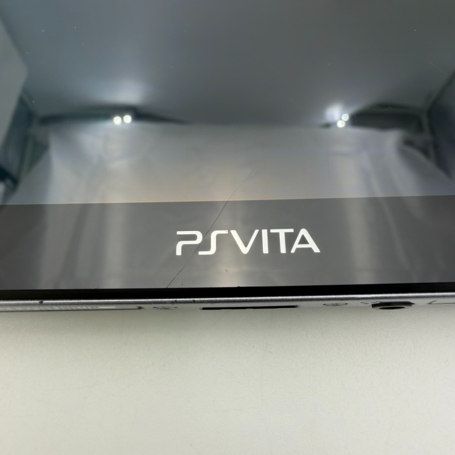 Sony PS Vita PCH-1100 Crystal Black 3G/Wi-Fi Model Console OLED Boxed From Japan