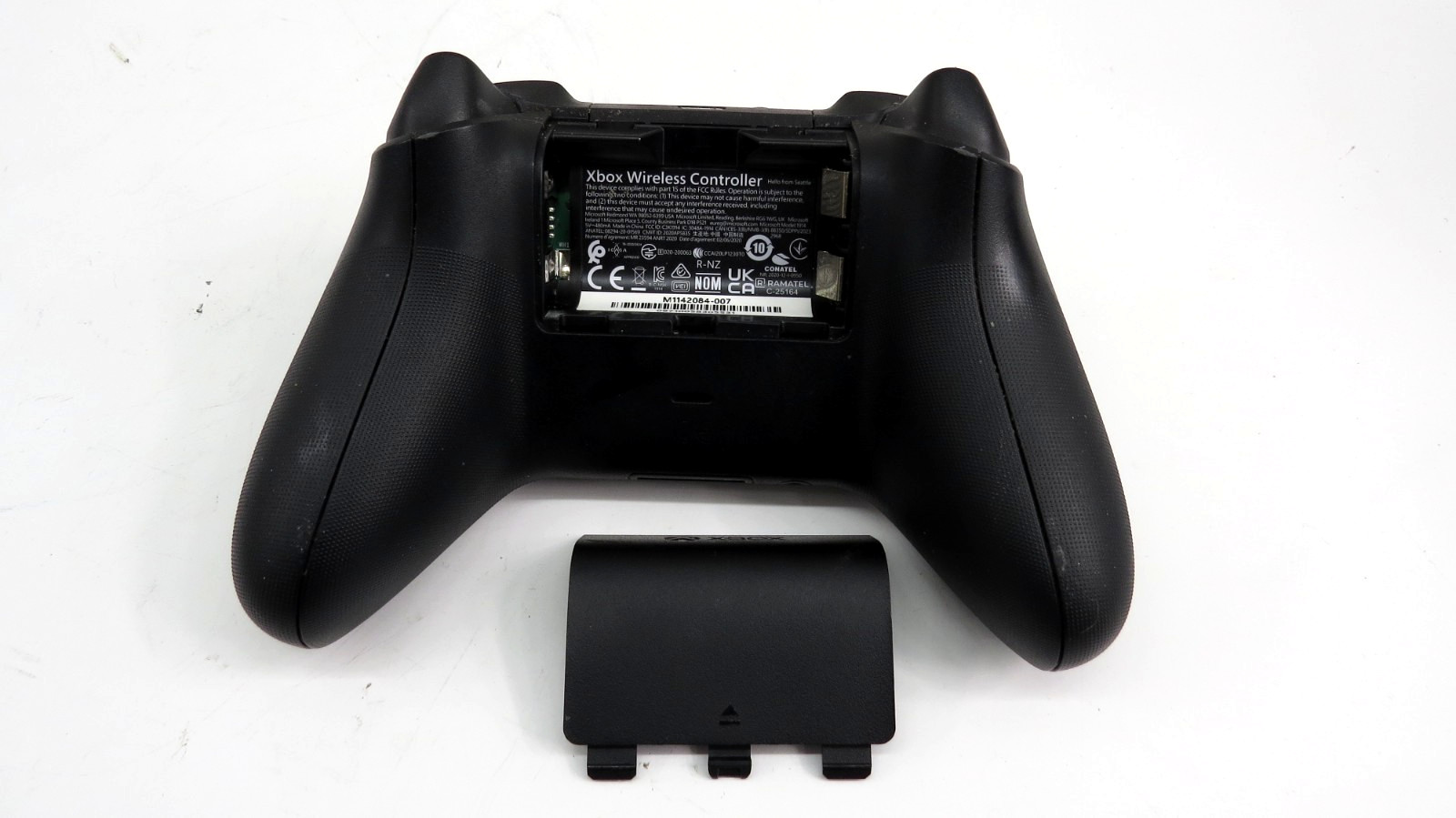 Microsoft Xbox Series S 1 TB Black All Digital Game Console 1883 W/Controller