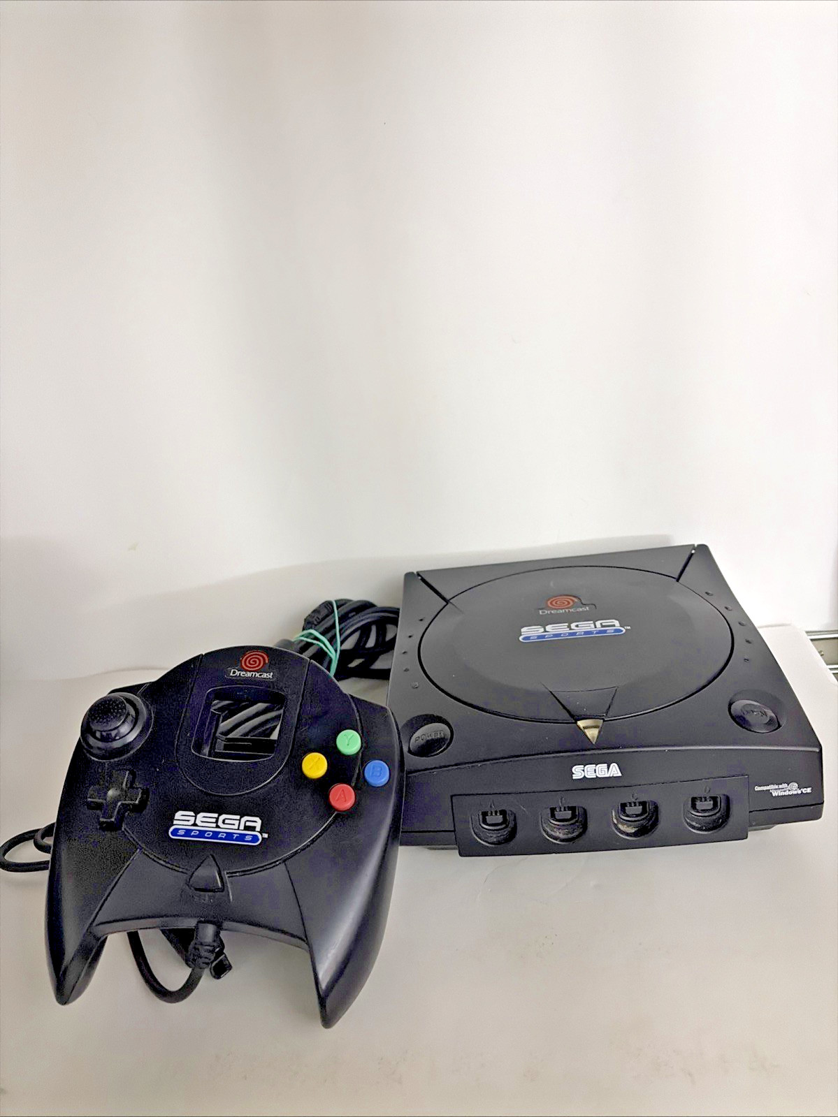 SEGA Dreamcast SPORTS Edition Black With Controller OEM Nice Condition Bundle