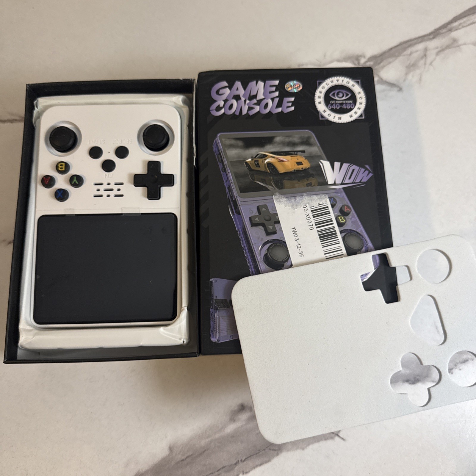video game consoles R36S – Open box..