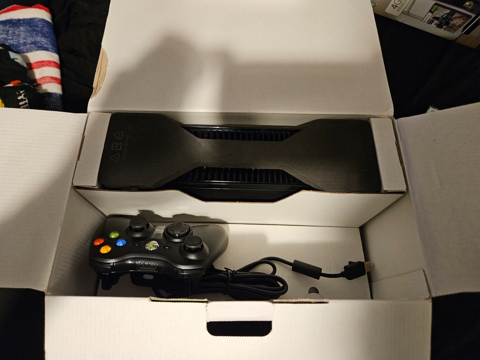 Microsoft Xbox 360 S Gaming Console and Kinect – Black 4GB