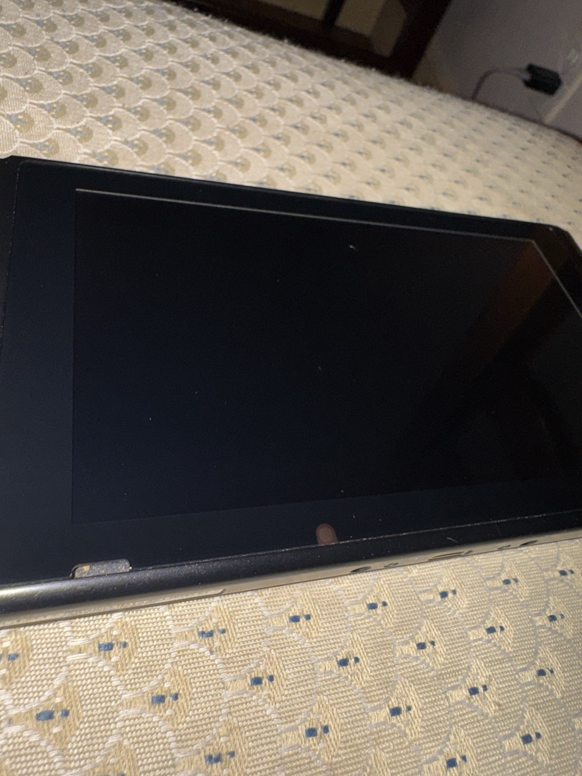 Nintendo switch tablet + 256gb sandisk + accessories