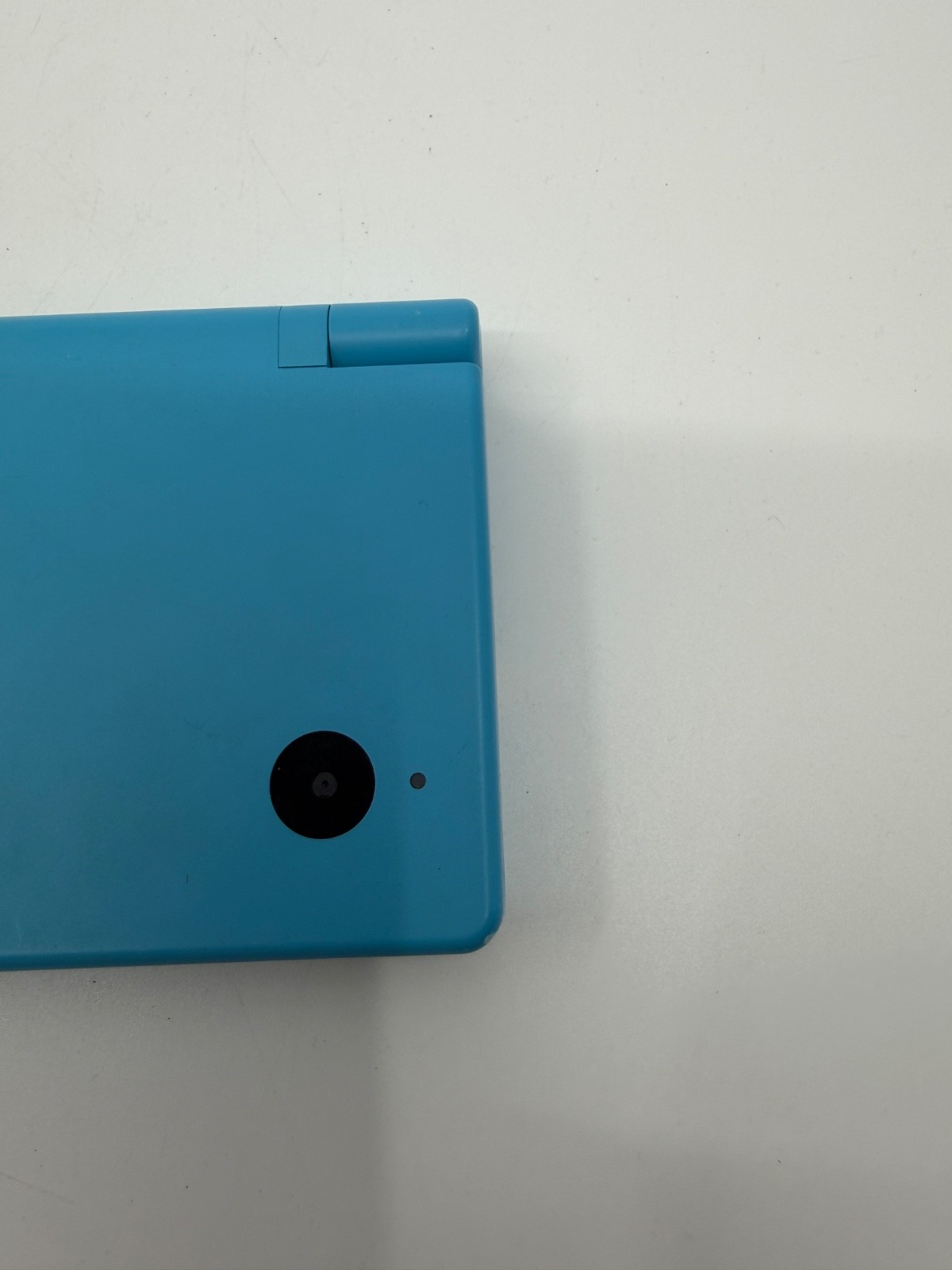 Nintendo DSi TWL-001 Blue Handheld Console, Wi-Fi, Camera, Headphone Jack