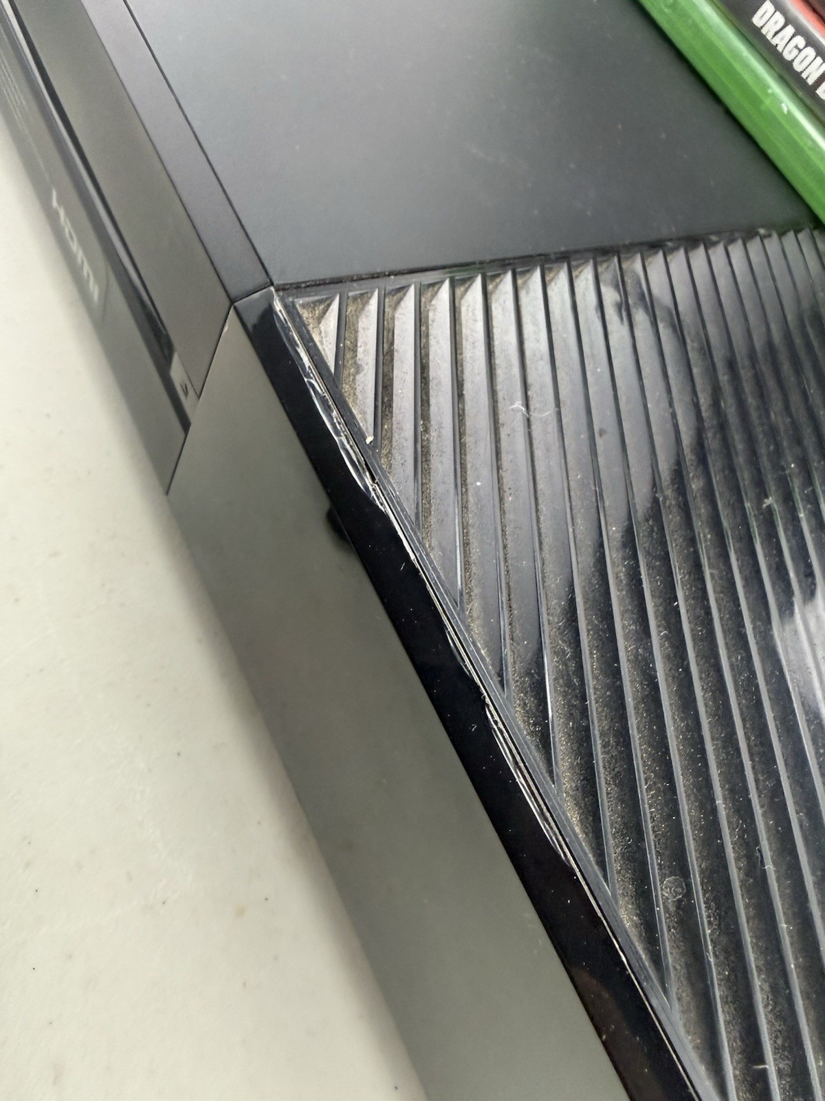 Xbox One Gaming Console Bundle With 14 Games & Power Supply Works Good !!!