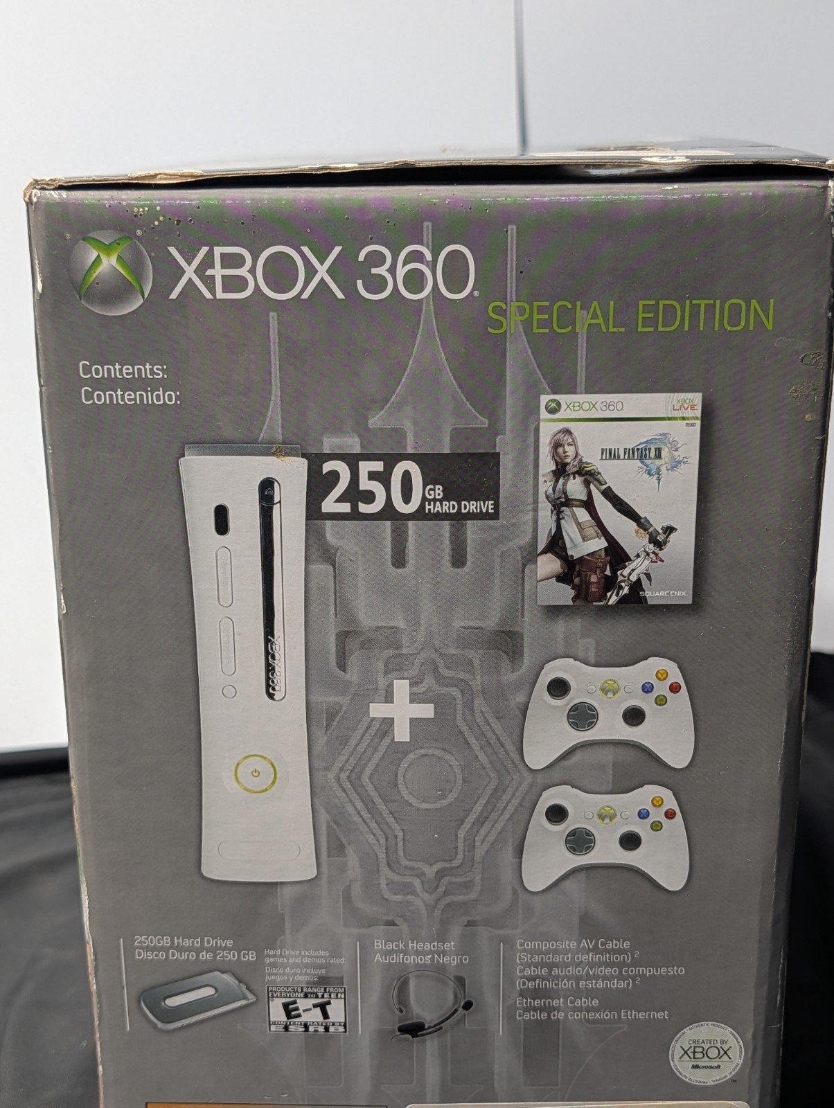 Xbox 360 Special Edition Final Fantasy XIII Console Bundle 250GB Near-Mint Set