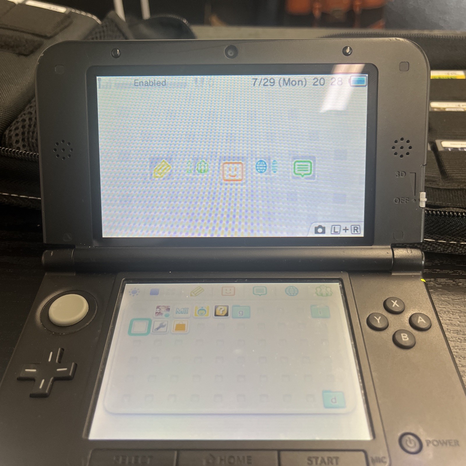 Nintendo 3DS XL Handheld System – Blue/Black no charger 11 games ￼￼