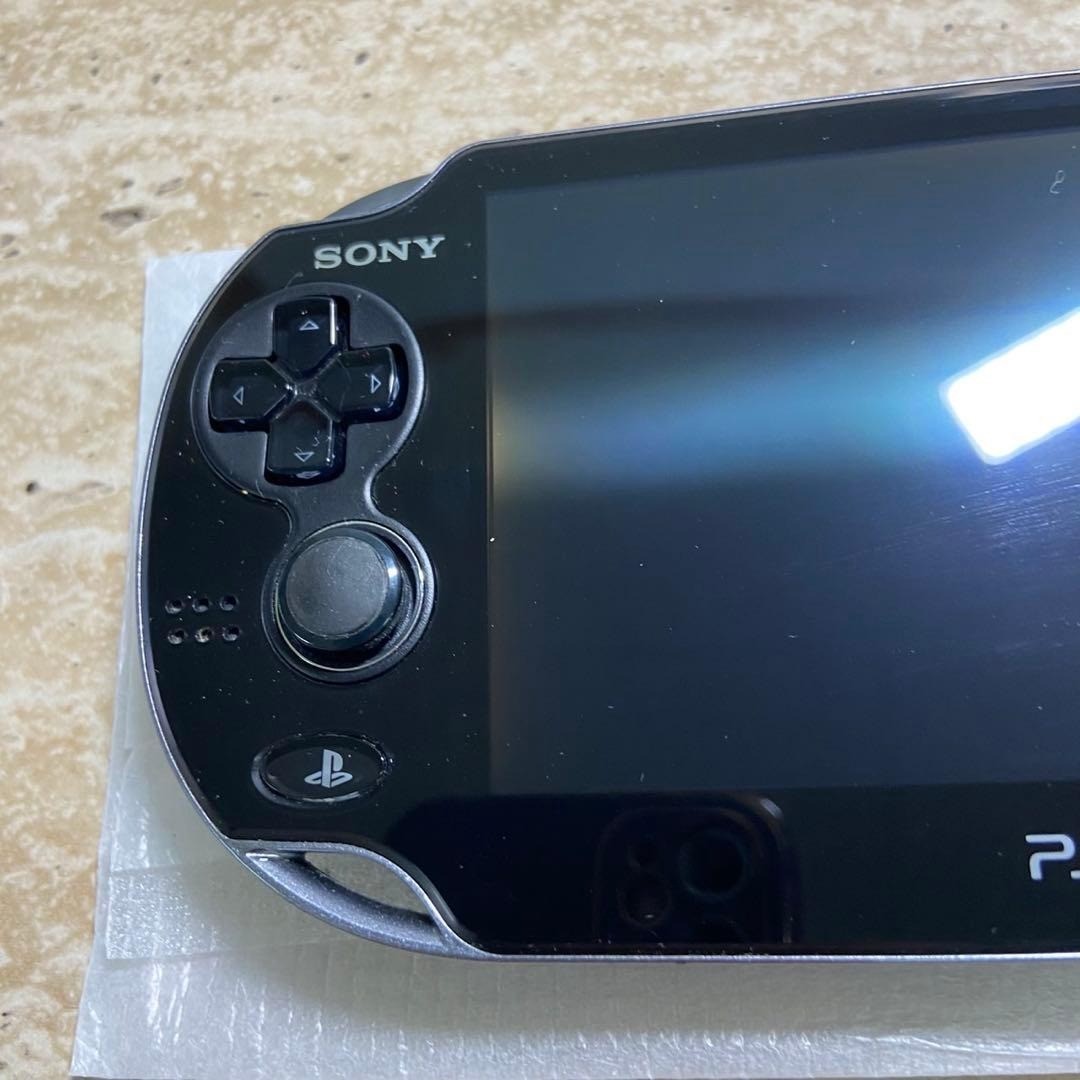 Sony PS Vita PCH-1100 Crystal Black 3G Wi-Fi CIB Near Mint Tested 7512