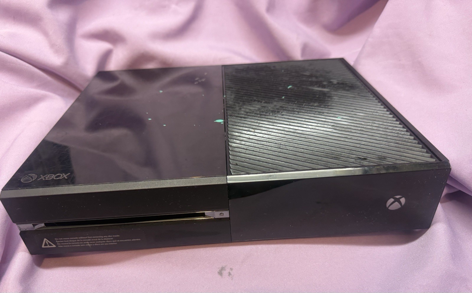 Microsoft Xbox One 1540 500GB. Works Great! Ships Free!