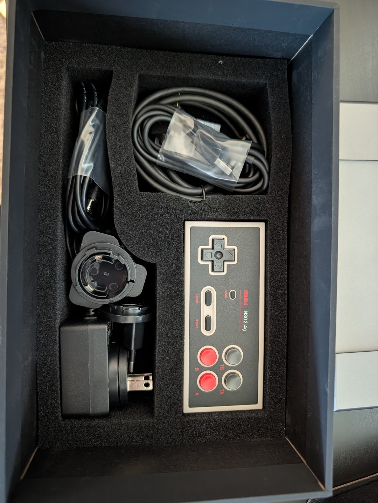 Analogue Nt mini Noir Edition FPGA NES Console Complete in Box