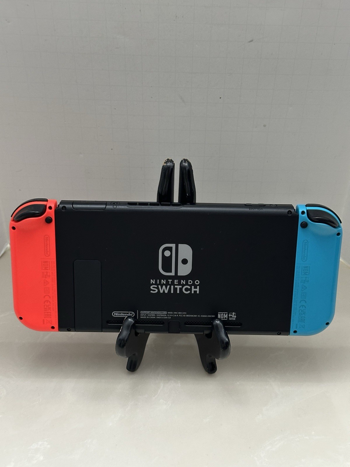 Nintendo Switch HAC-001(-01) Handheld Console – 32GB – Neon Blue/Red Tested!!