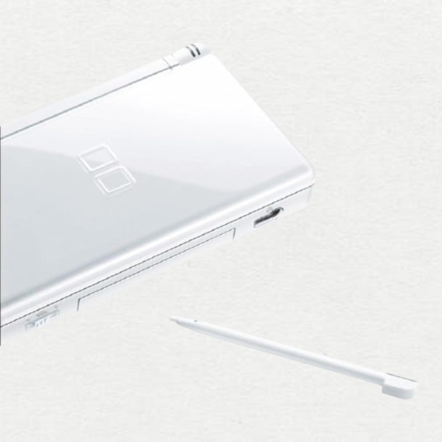 Nintendo DS Lite Handheld System Headphone Jack Wi-Fi Capability Crystal White
