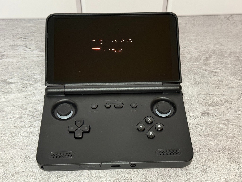 Retroid Pocket Flip 2 SD865 128GB US – Retro Gaming Android Black Handheld