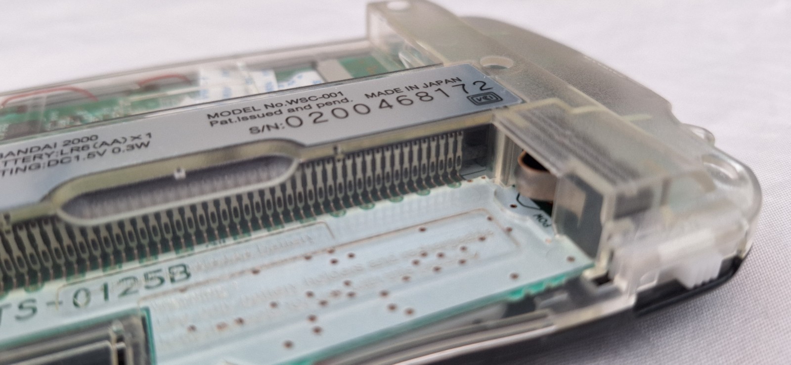 Bandai WonderSwan Color. Modded Backlit IPS LCD Screen, New Lens, New Speaker!
