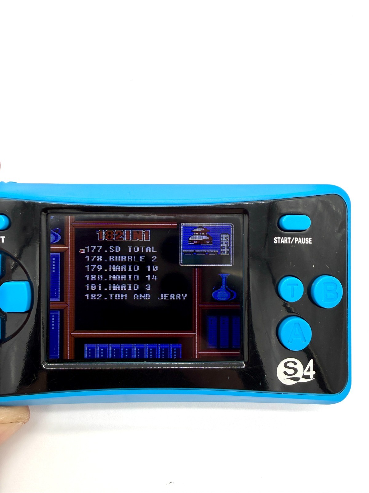 Handheld Game Console 182 Built-in Classic 8-Bit Games 2.5″ LCD Screen