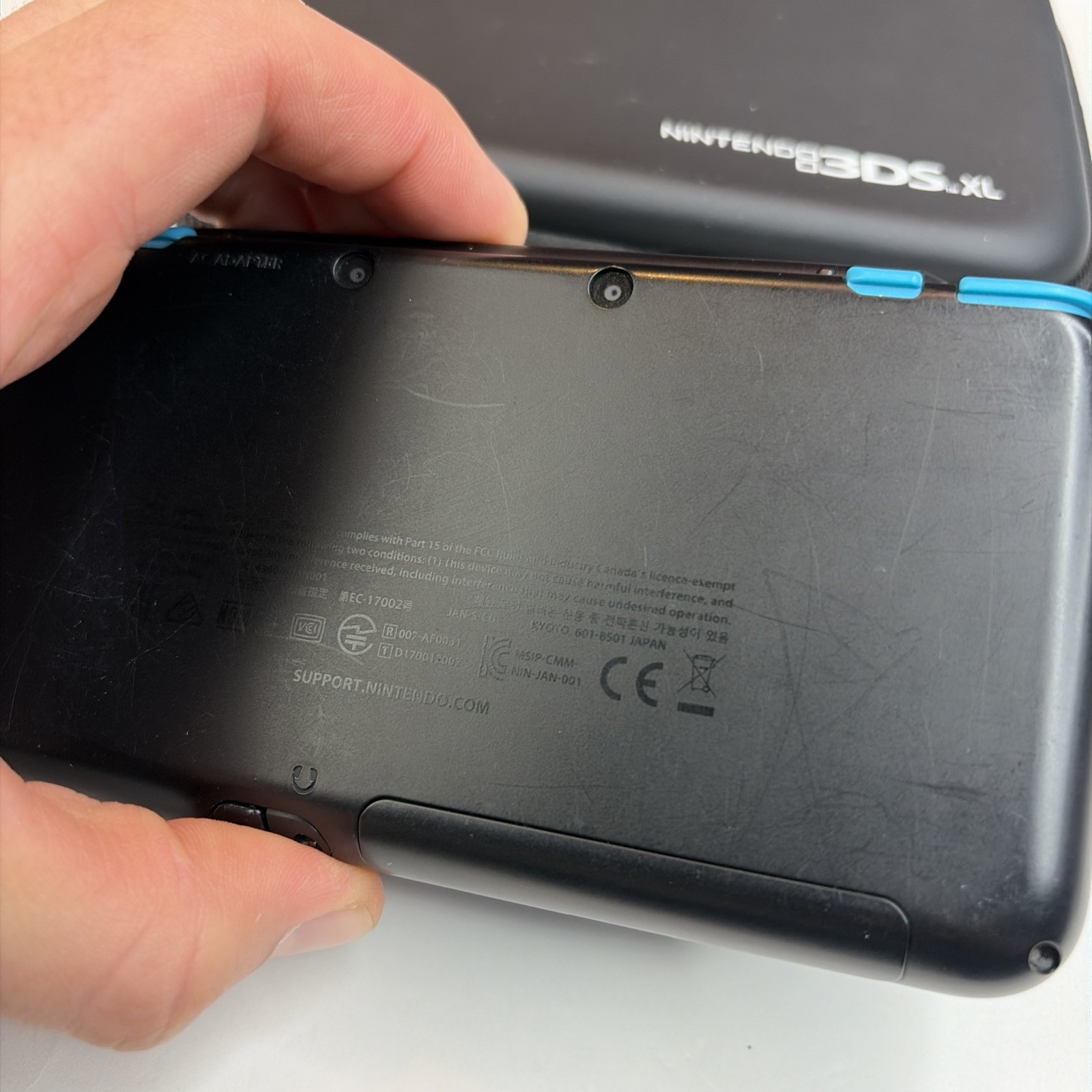 Nintendo 2DS XL Console – Black/Turquoise W Charger Case Stylus US Model