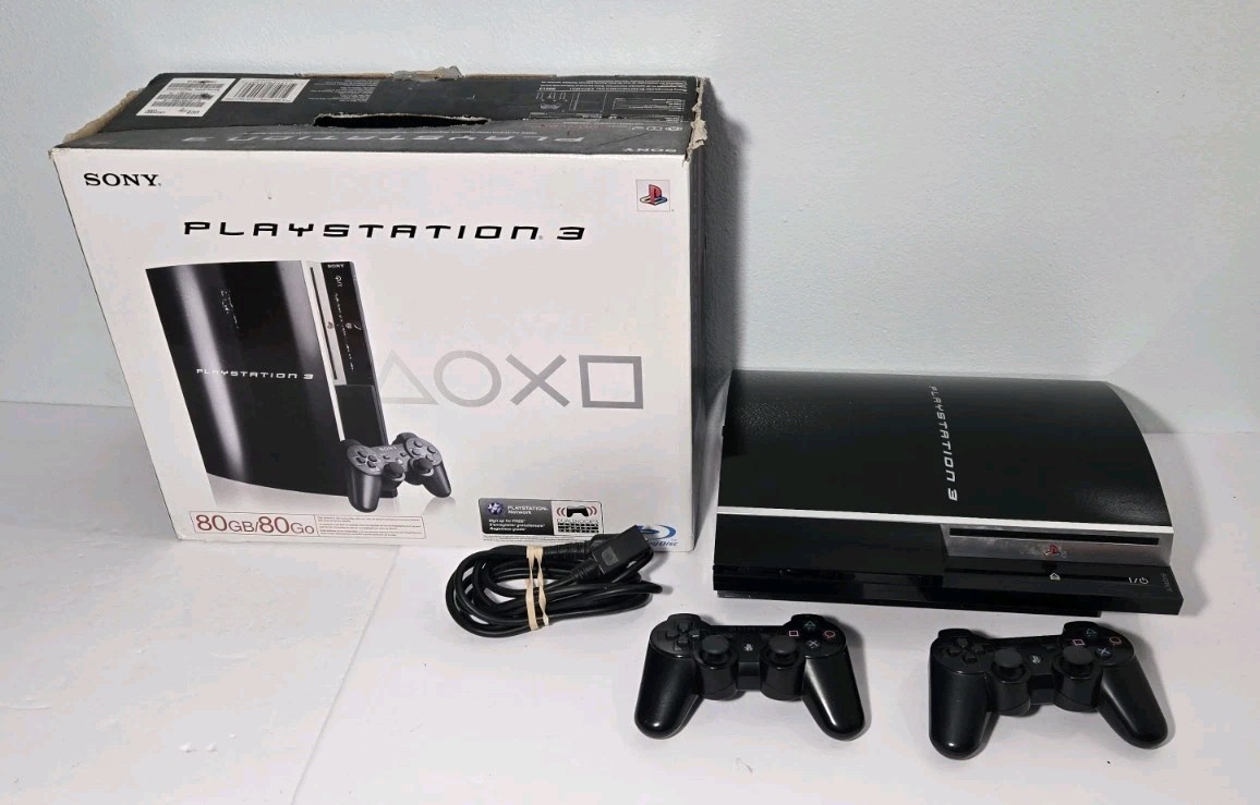 Sony PlayStation 3 80GB Fat Console w 2 Controllers & Power Cord CECHK01 Working