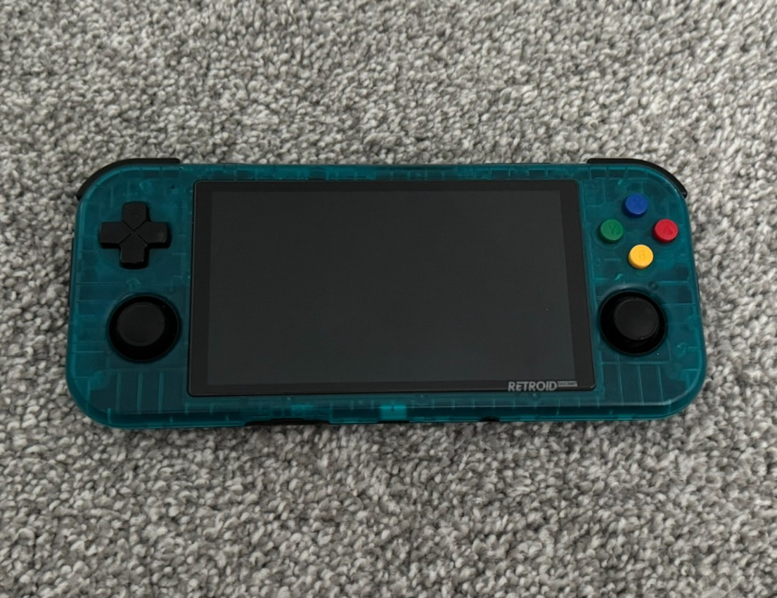Retroid Pocket 3 Plus w/Case,Charger & Grip (tested & working)