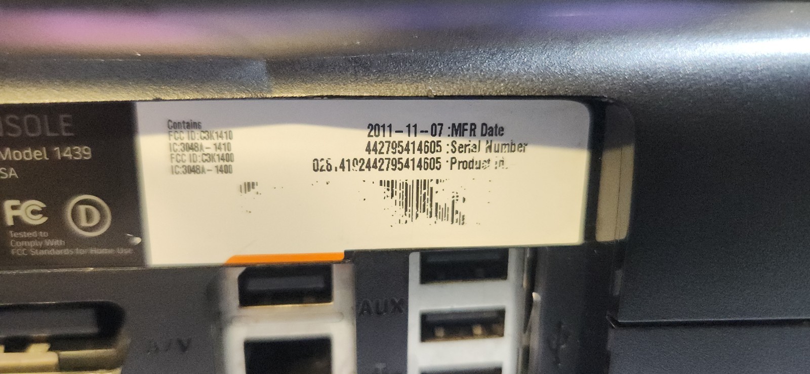 Microsoft Xbox 360 Slim With Power Brick and 1TB HDD (SEE IMAGES)