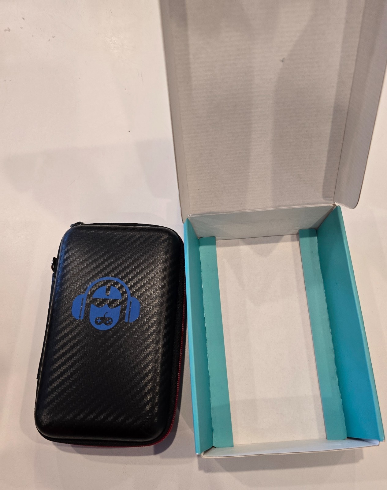 Open Source R36MAX 4000mAh Portable Rechargeable Handheld Retro Game Console