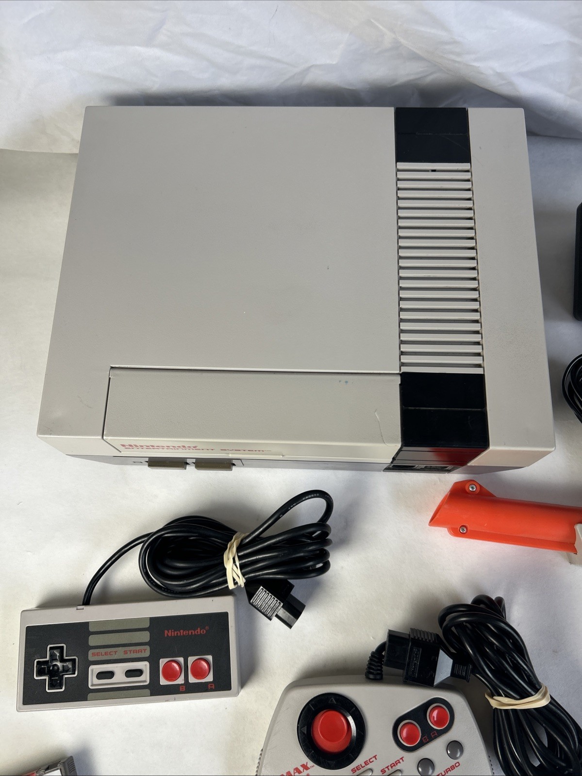 NES Nintendo Entertainment System NES-001 Complete Console Bundle Working W Game