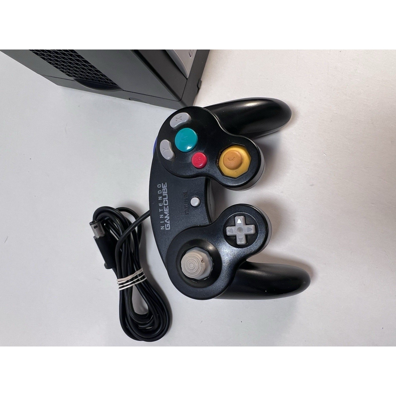 GameCube Black Console (DOL-001) 1 OEM Controllers, Power Cord, AV Cable – EUC