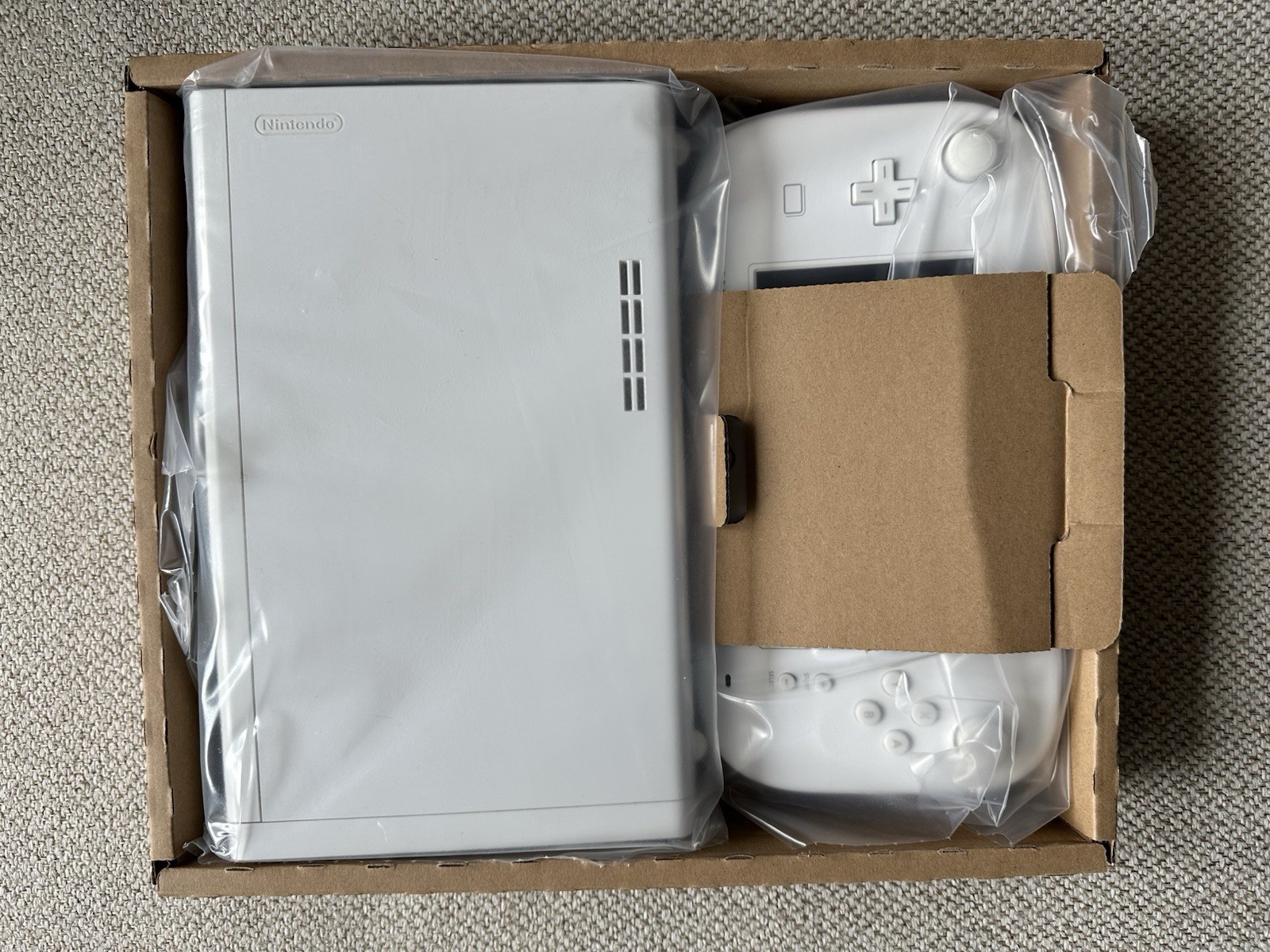 Nintendo Wii U 32GB Console Splatoon Set White Complete In Box (NTSC-J)