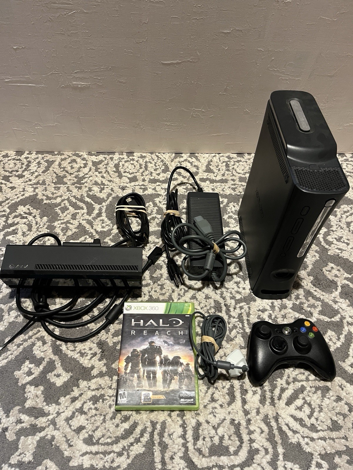 Microsoft Xbox 360 Elite 120GB Console – Black [Read]
