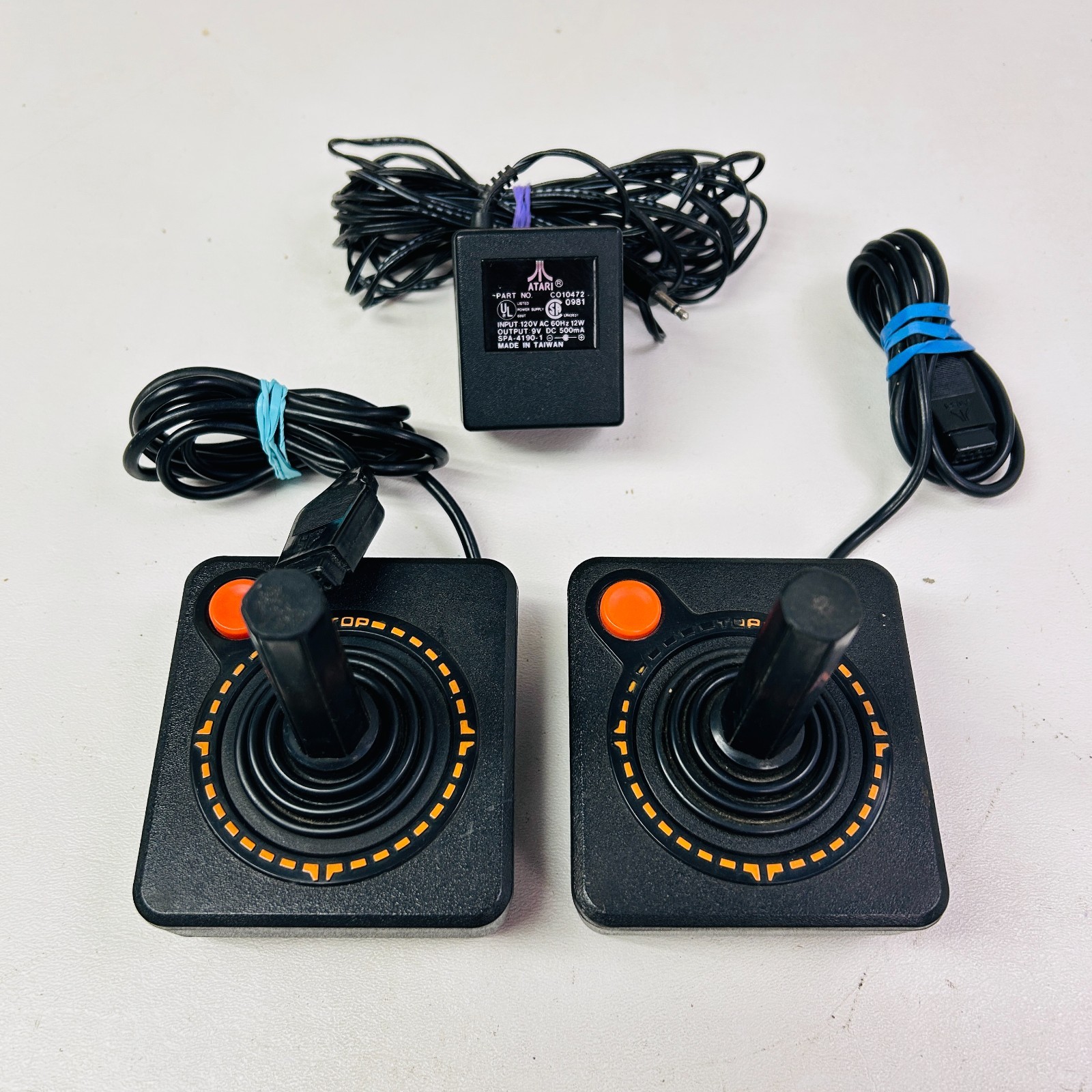 Atari 2600 Darth Vader Black Game Console OEM Controller Cords Untested Parts