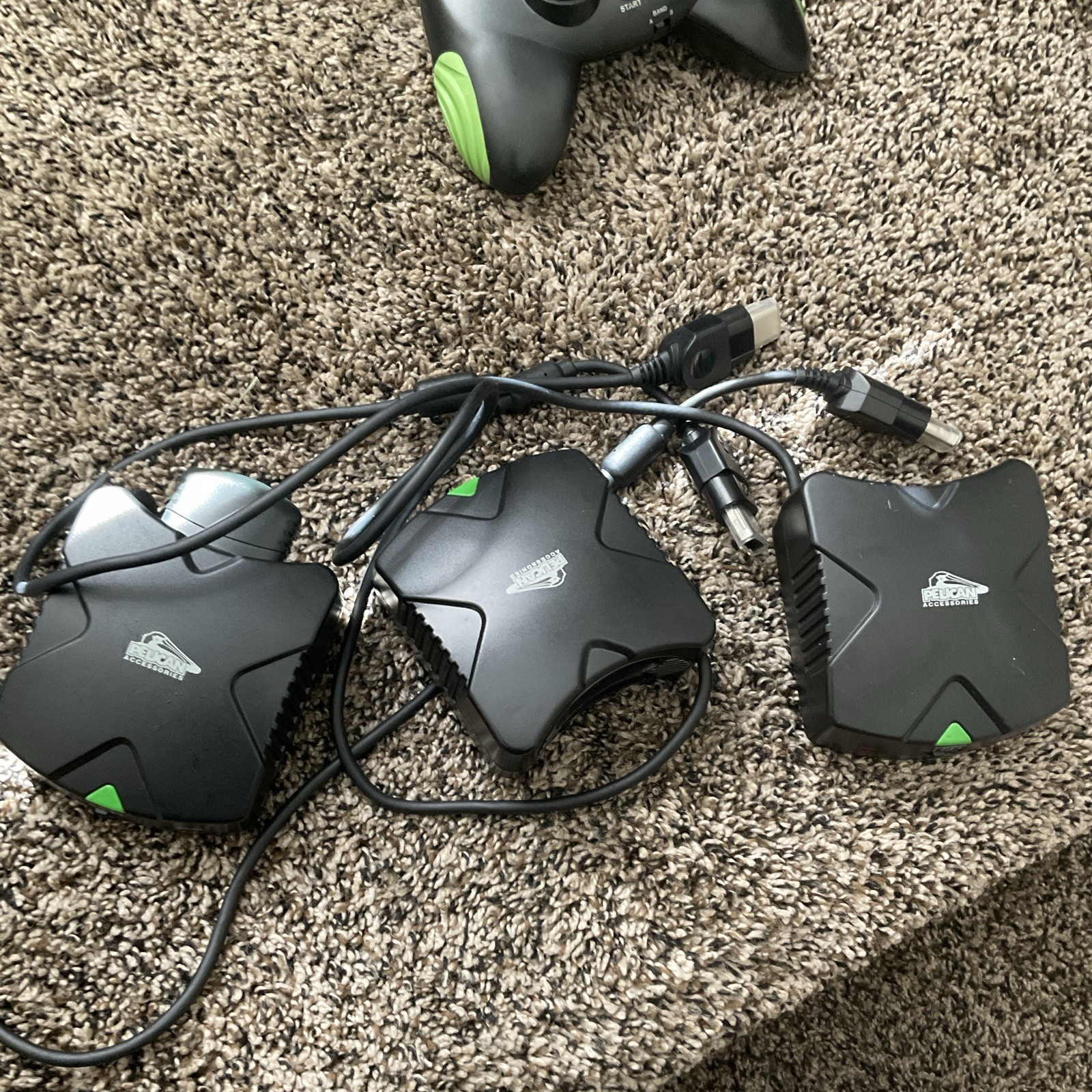 Microsoft Original Xbox Console Bundle Black NTSC-U/C 8GB w/ 3 Controllers