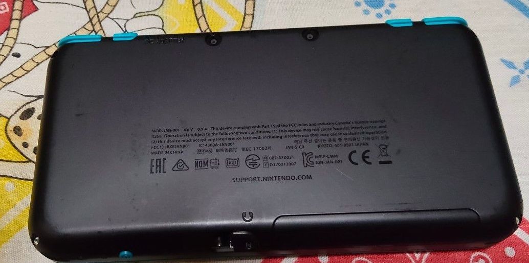 Lot 20 Games New Nintendo 2DS LL Turquoise x Black Used Japan F/S