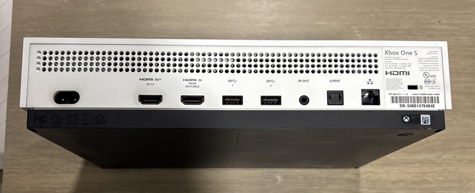 Xbox One S – Power Cord & Controller – No Power
