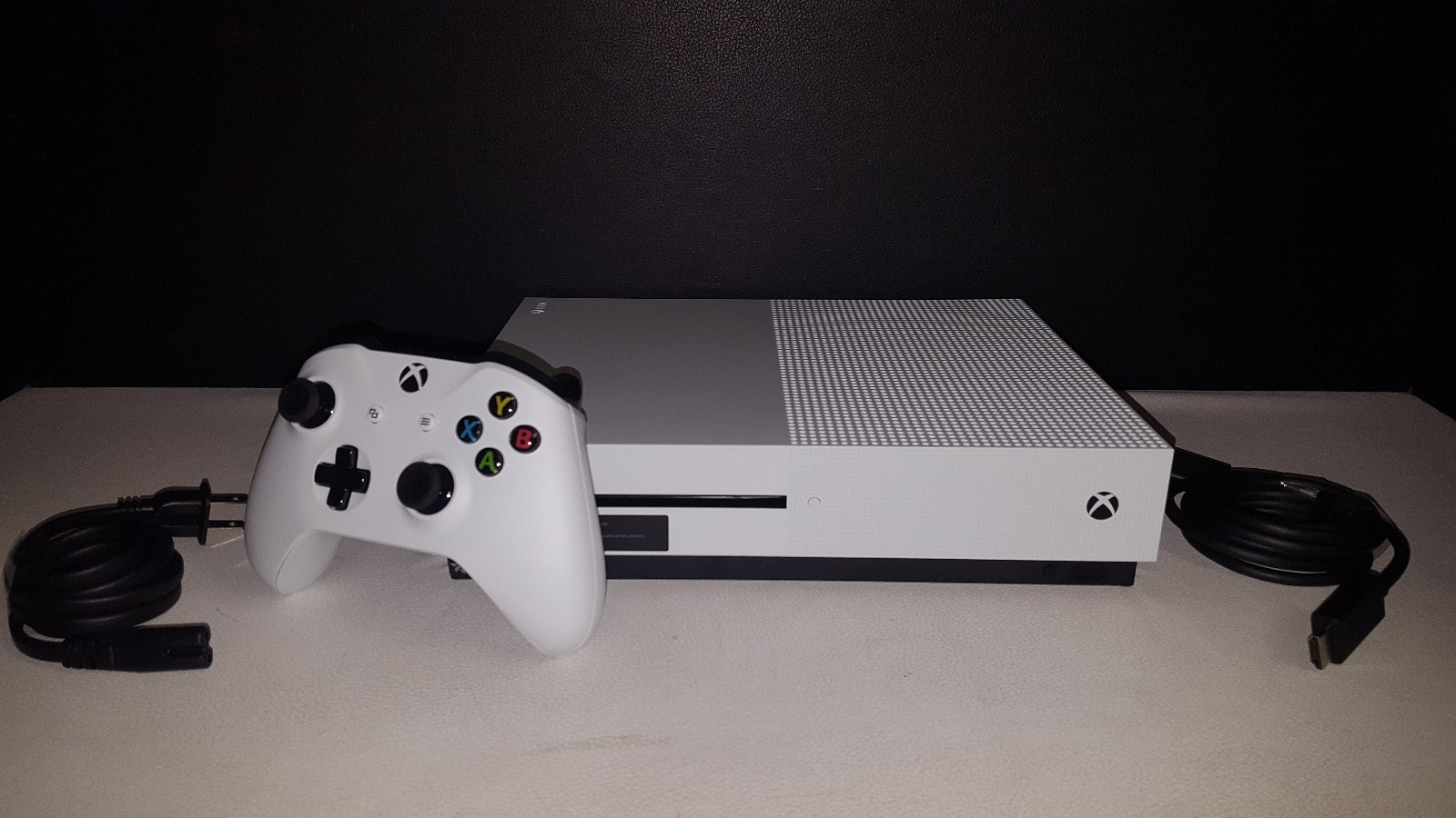 Microsoft Xbox One S 1TB Console w/ Accessories 4K UHD Blu-ray-12 month Warranty