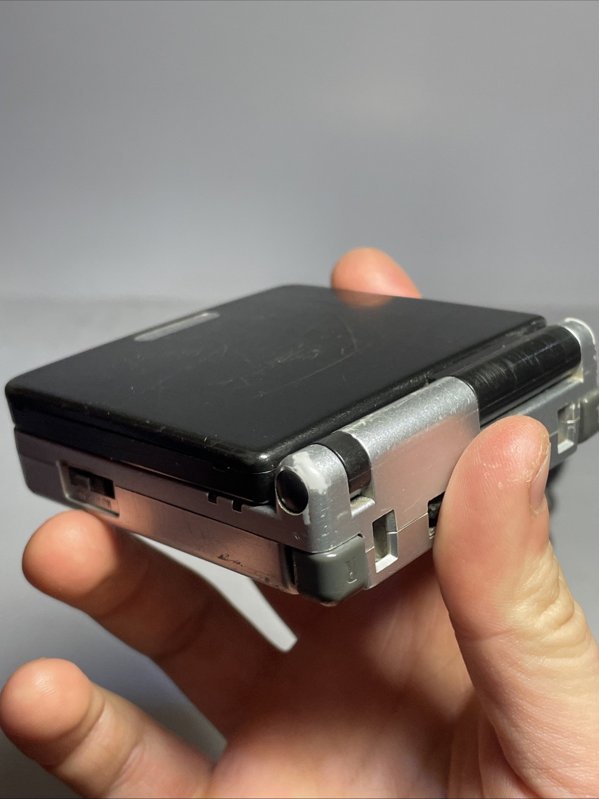 Nintendo Game Boy Advance SP Handheld System – Black and Silver TESTED Has Wear